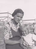 Winifred Maud Bowra (nee Tranter) on holiday 