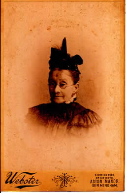 James Dodd was a gunsmith in Aston? Is this wife, mother, Grandmother?